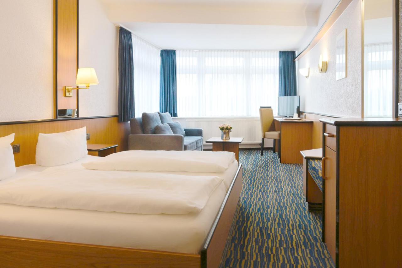 Hotel Am Wasserfall リンゲン エクステリア 写真