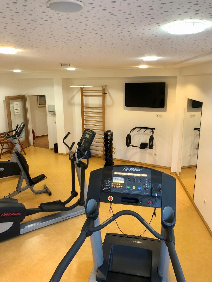 Hotel Am Wasserfall リンゲン エクステリア 写真